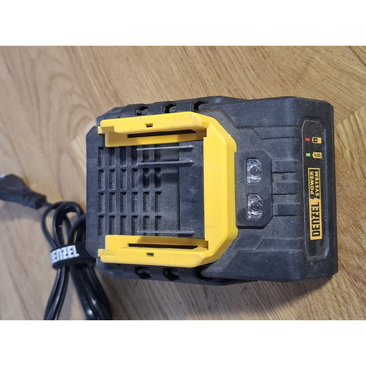 Винтоверт Denzel CIDH-BL-20-270 (Цвет: Yellow / Black)