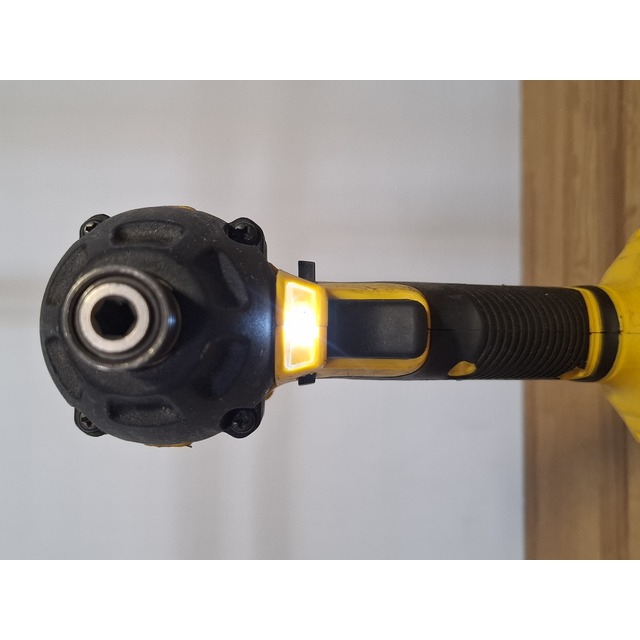 Винтоверт Denzel CIDH-BL-20-270 (Цвет: Yellow / Black)