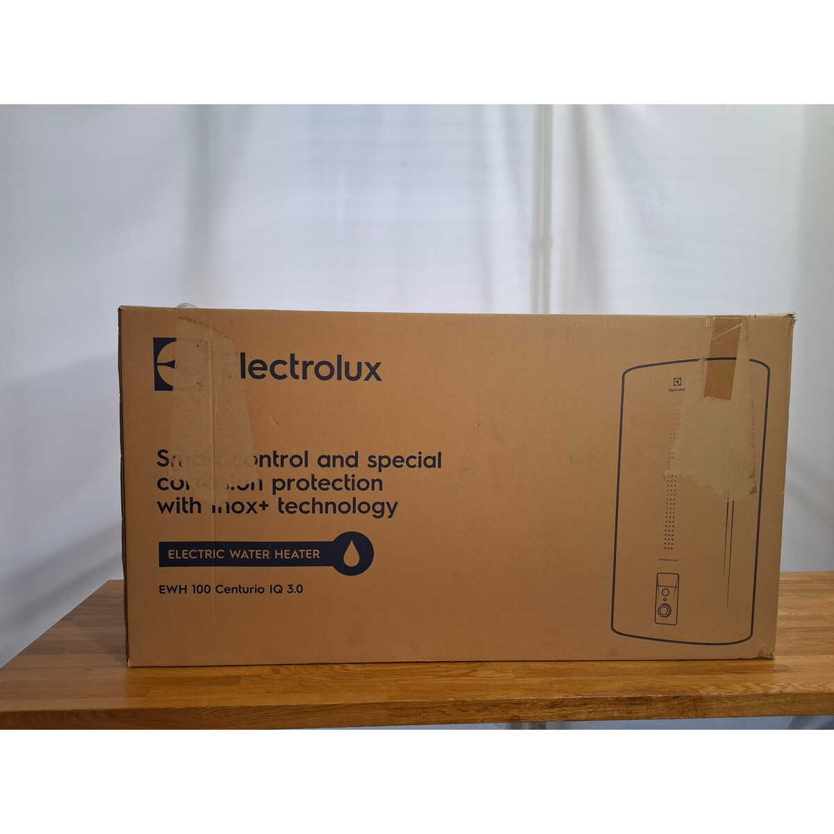 Водонагреватель Electrolux EWH 100 Centurio IQ 3.0, белый