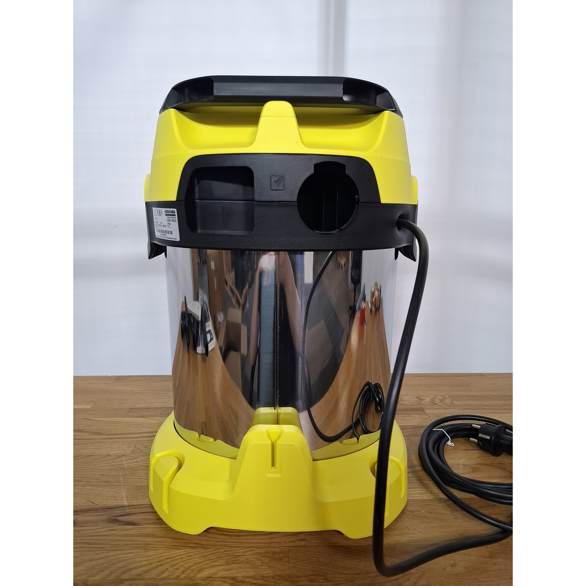 Строительный пылесос Karcher WD 3 P S V-17 / 4 / 20 (Цвет: Yellow)