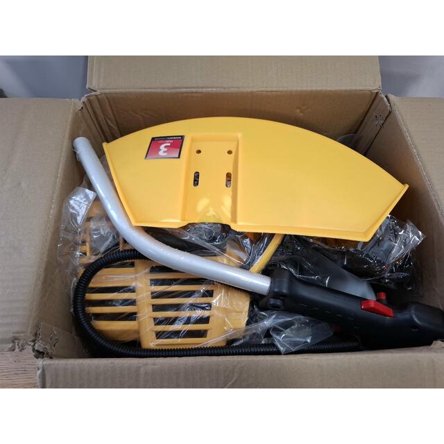 Триммер бензиновый Denzel DT-52S (Цвет: Yellow / Black) Триммер бензиновый Denzel DT-52S (Цвет: Yellow / Black)