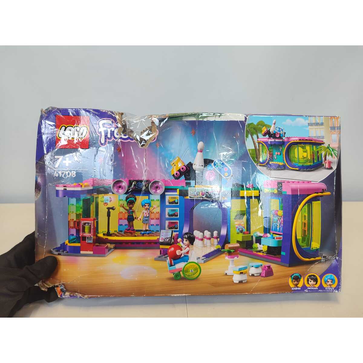 Конструктор LEGO Friends Roller Disco Arcade 41708