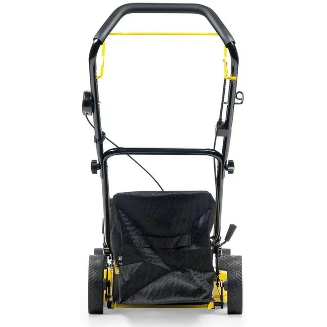 Газонокосилка роторная Champion LM4122 (Цвет: Yellow) Газонокосилка роторная Champion LM4122 (Цвет: Yellow)
