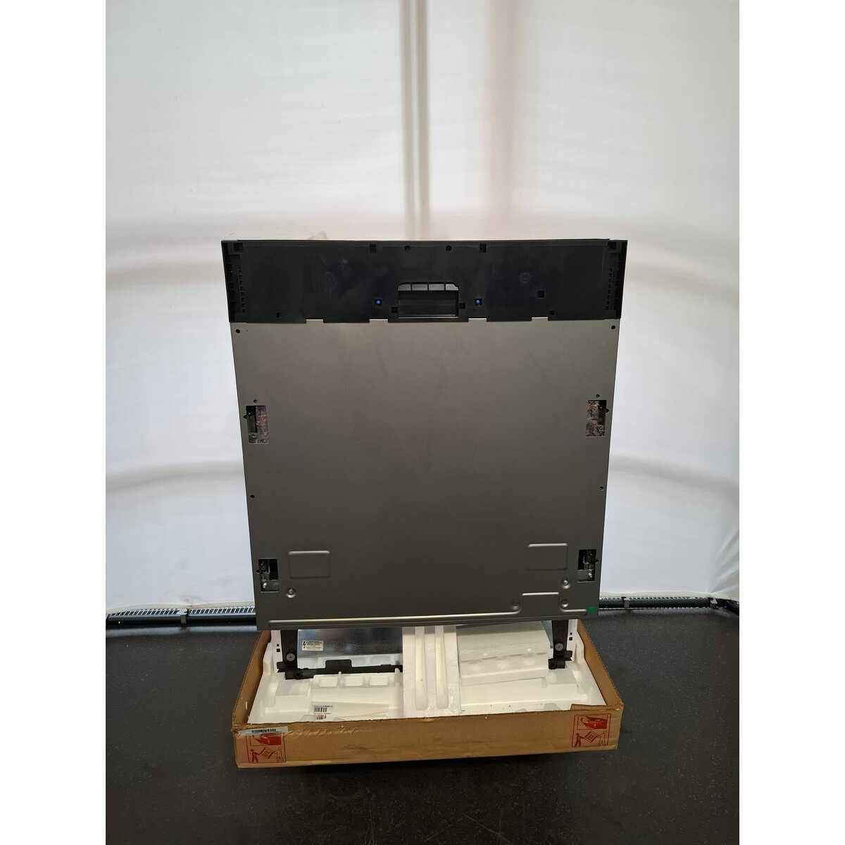 Посудомоечная машина Beko BDIN15532 (Цвет: Inox)