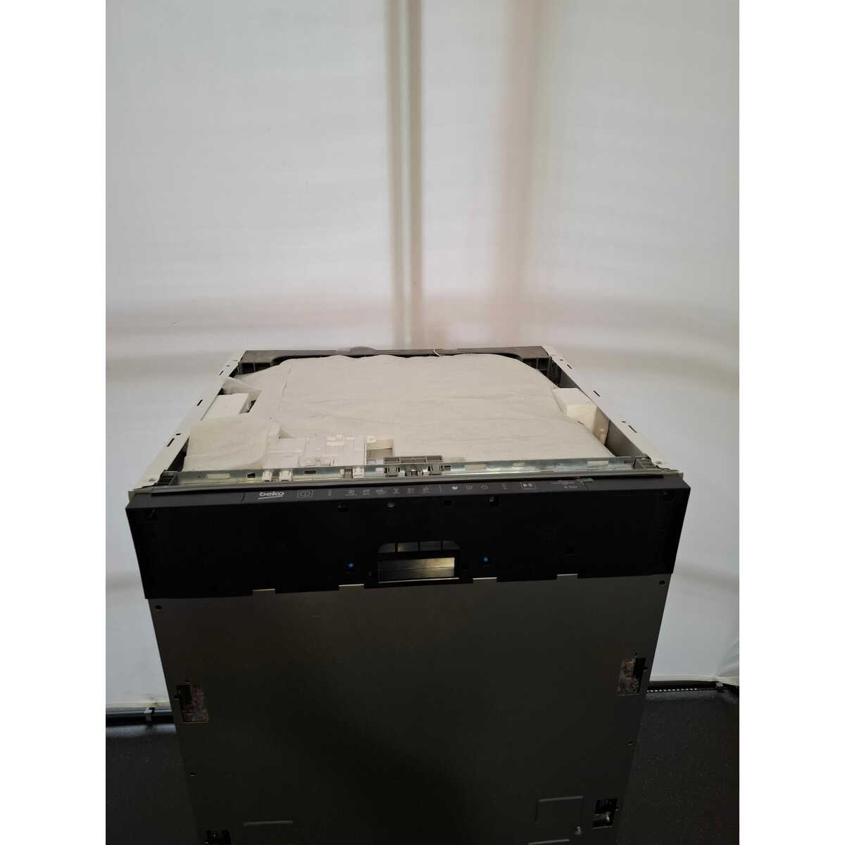 Посудомоечная машина Beko BDIN15532 (Цвет: Inox)