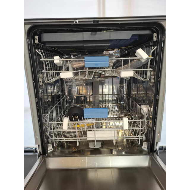 Посудомоечная машина Beko BDIN15532 (Цвет: Inox)