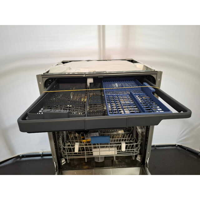 Посудомоечная машина Beko BDIN15532 (Цвет: Inox)