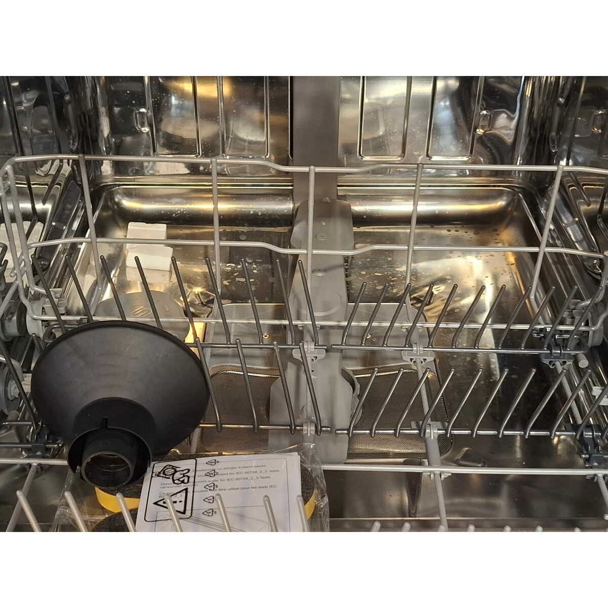 Посудомоечная машина Beko BDIN15532 (Цвет: Inox)
