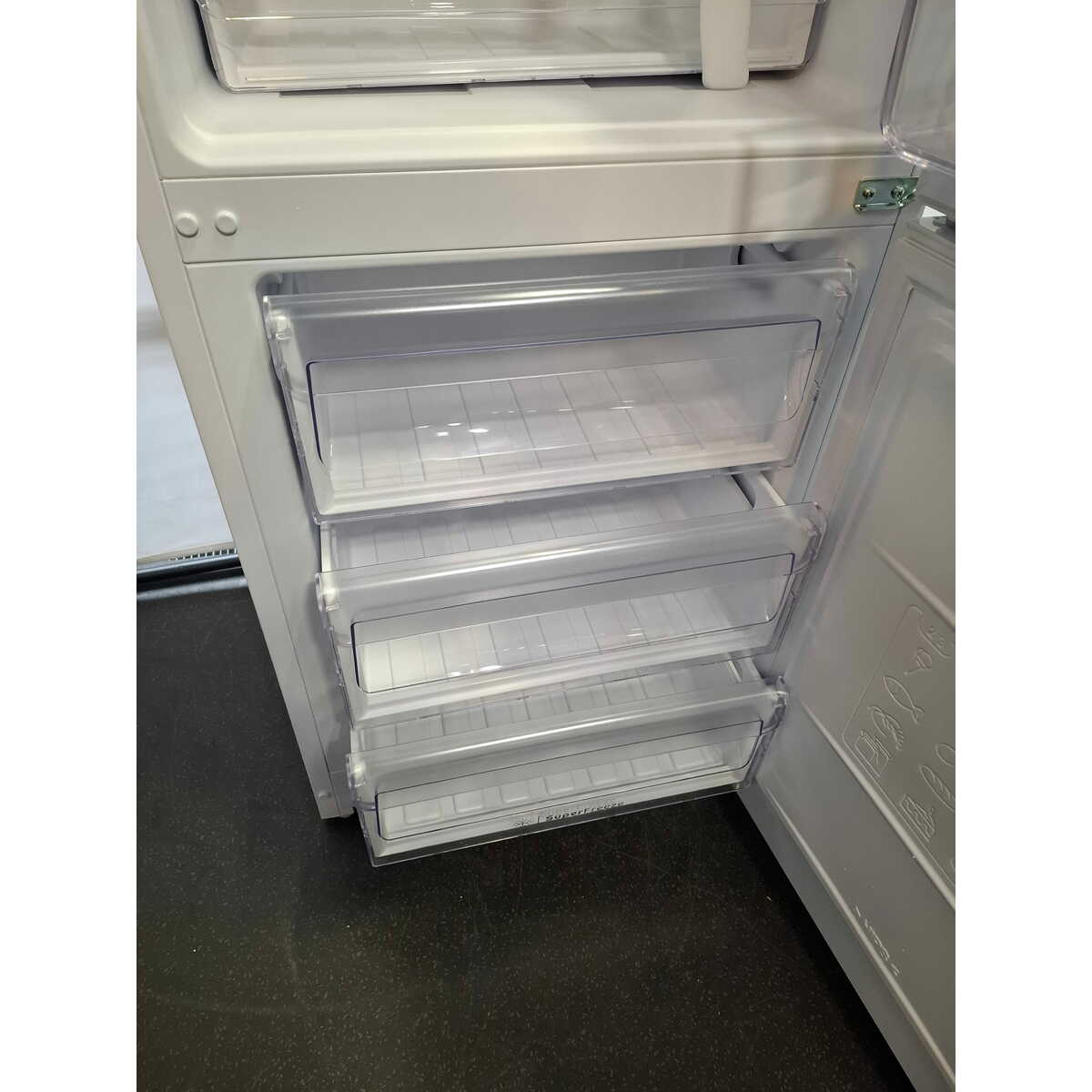 Холодильник Indesit ITR 4160 W, белый