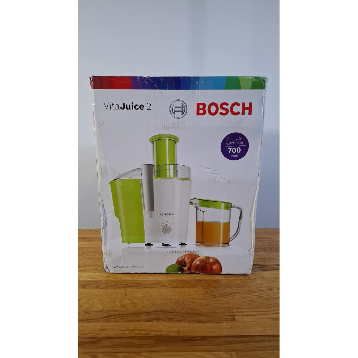 Соковыжималка центробежная Bosch MES25G0 (Цвет: White / Green)
